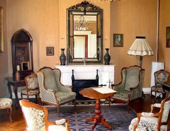 Chateau Belles Graves Bed & Breakfast Pomerols ภายนอก รูปภาพ